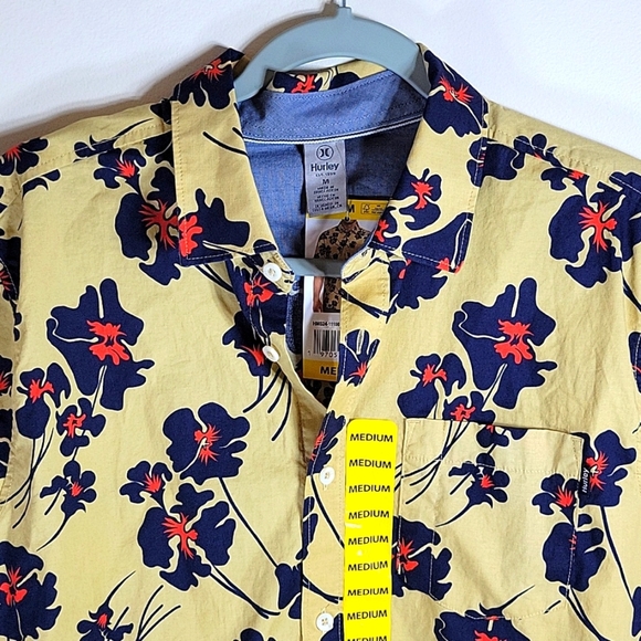 Hurley Mens Shortsleeve Button Down Shirt Soft Stretch Woven Hawaiian Medium NWT - Picture 2 of 5
